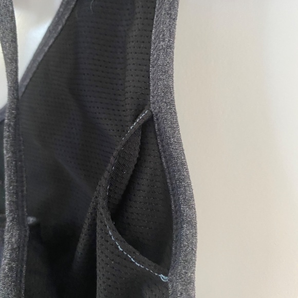 Athleta tank  bra support - Picture 2 of 5